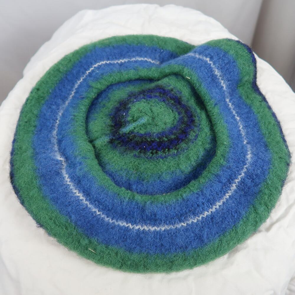 Vintage Ancient Douglas Blue and Green Stripe Wool Beret Hat Bobble Scottish - Picture 5 of 8